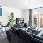 Luxury Apartment - Selly Oak - Parking - Top Rated - Netflix - Wifi